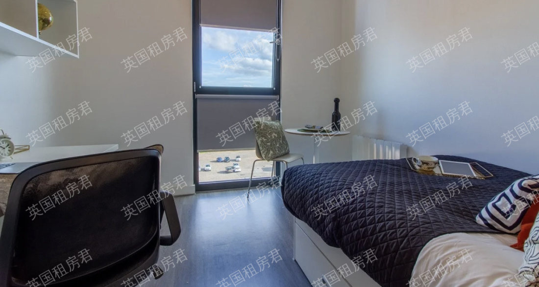 88 Bromsgrove House公寓