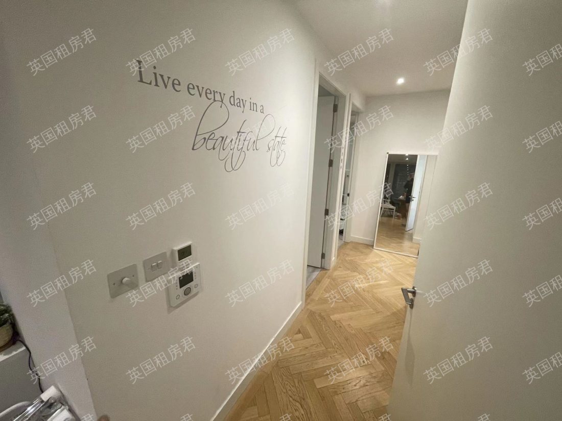 251 Two Fifty One公寓