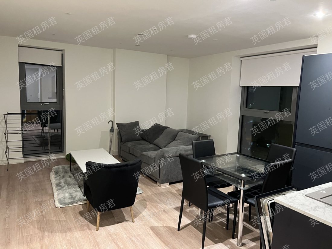 Affinity living embankment west 公寓