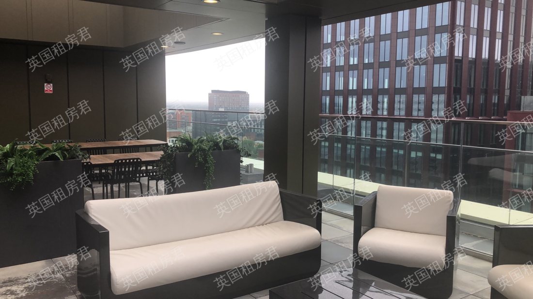 Vita living east公寓