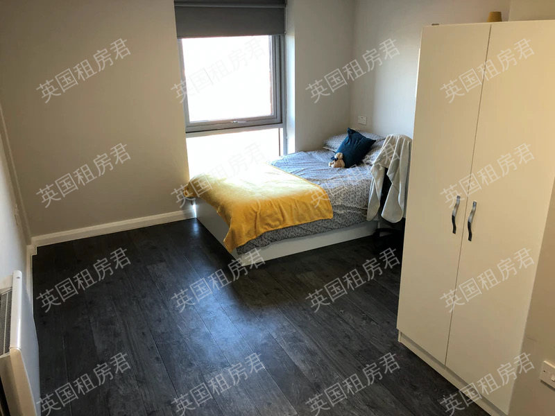 One Islington Plaza公寓