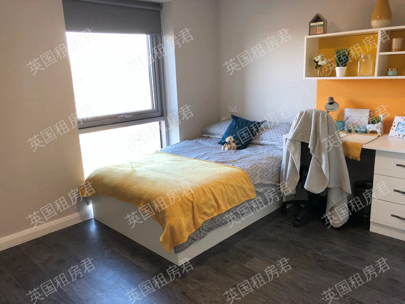 One Islington Plaza公寓