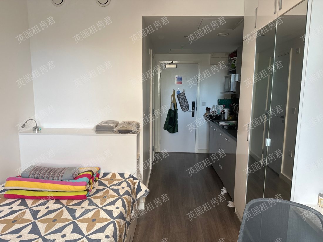 88 Bromsgrove House公寓