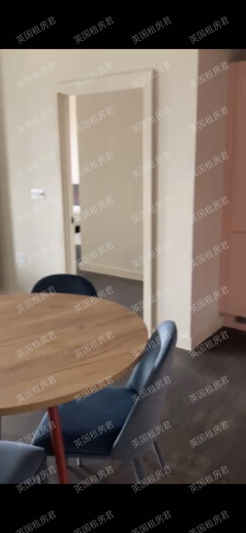 1 Atlantic Crescent 公寓