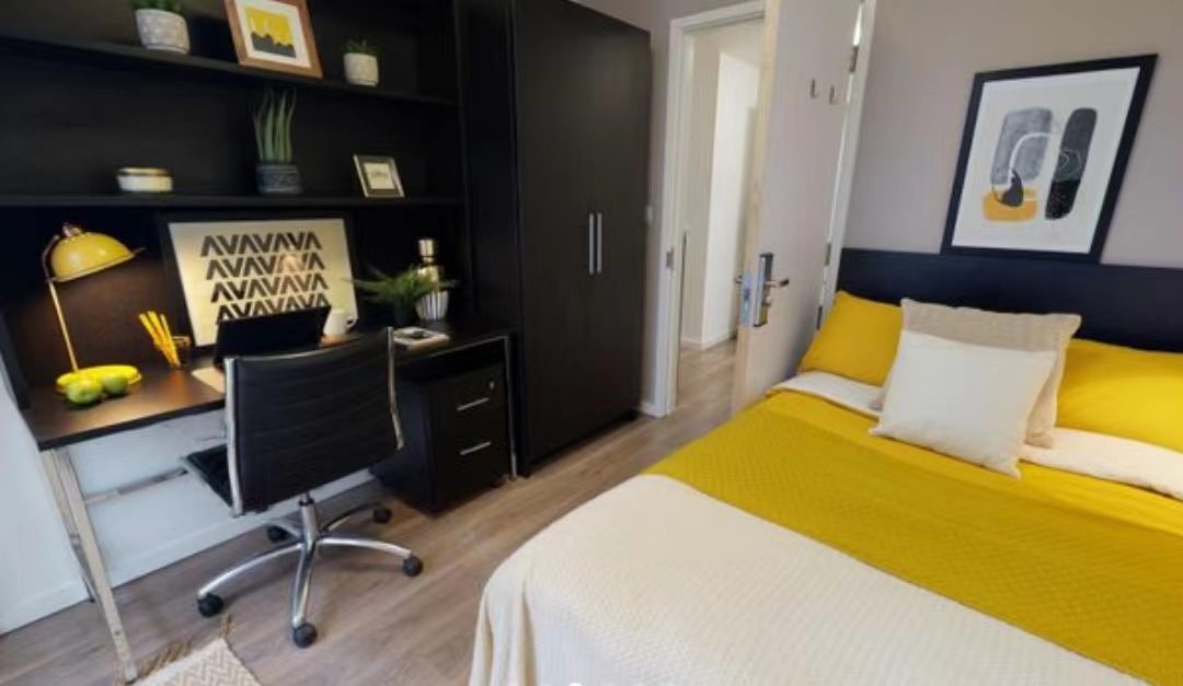 rooms picture