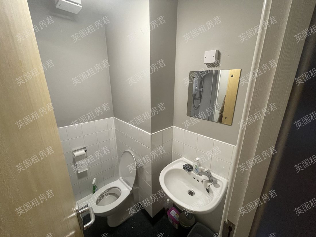 Kincardine court公寓