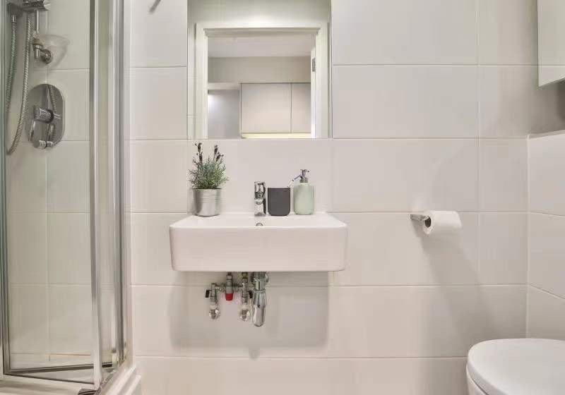 IQ student accommodation Paris Gardens公寓