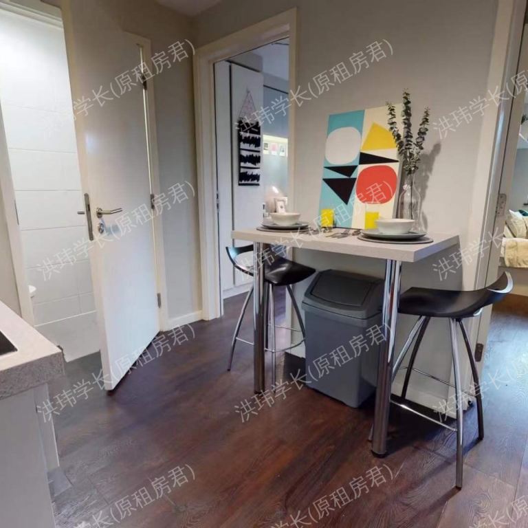 rooms picture