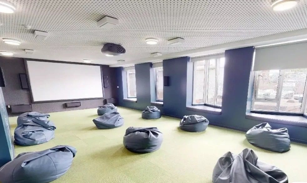 IQ student accommodation east court公寓