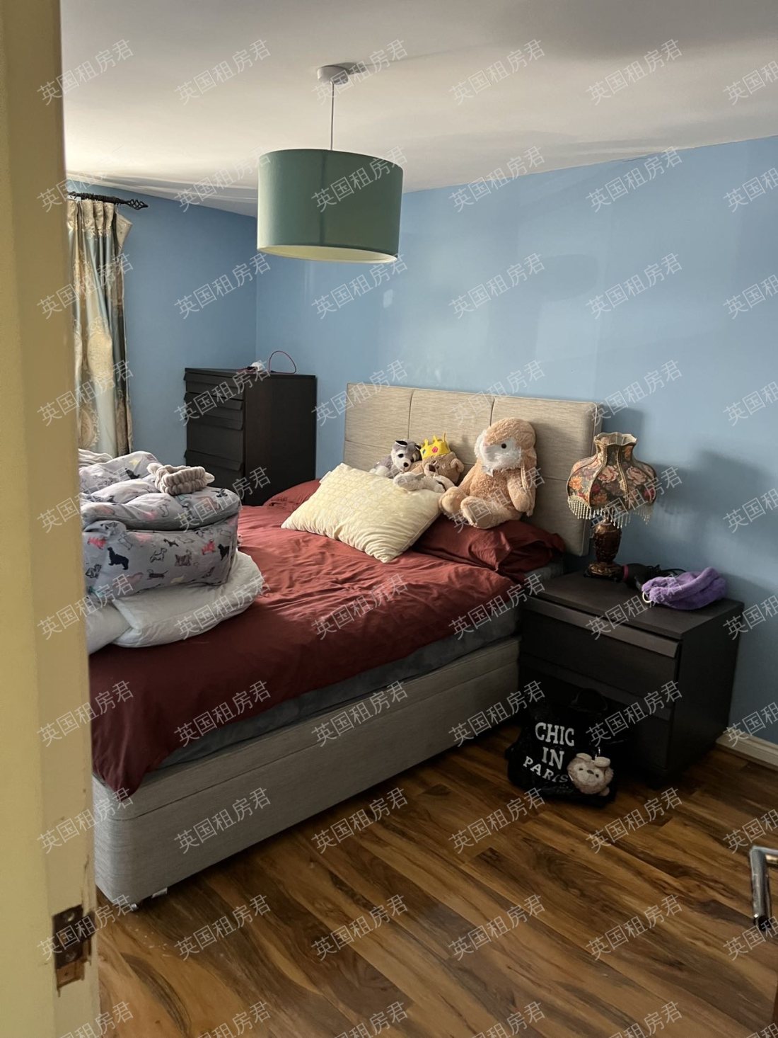 4 barrack court公寓