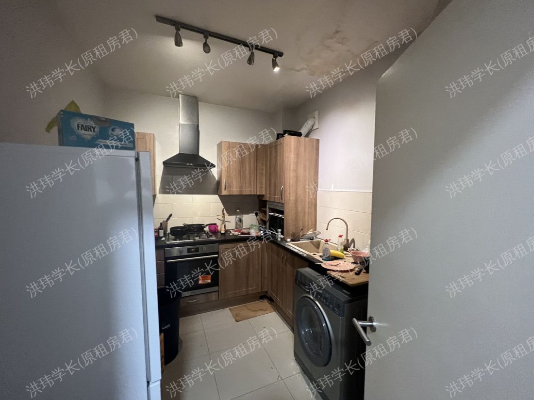 560 Caledonian Road公寓