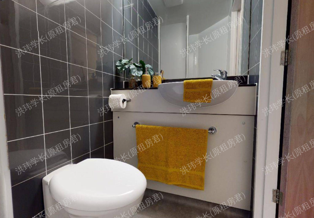 iQ Broderick House公寓