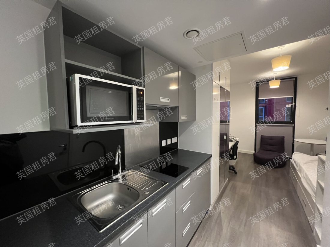 88 Bromsgrove House公寓