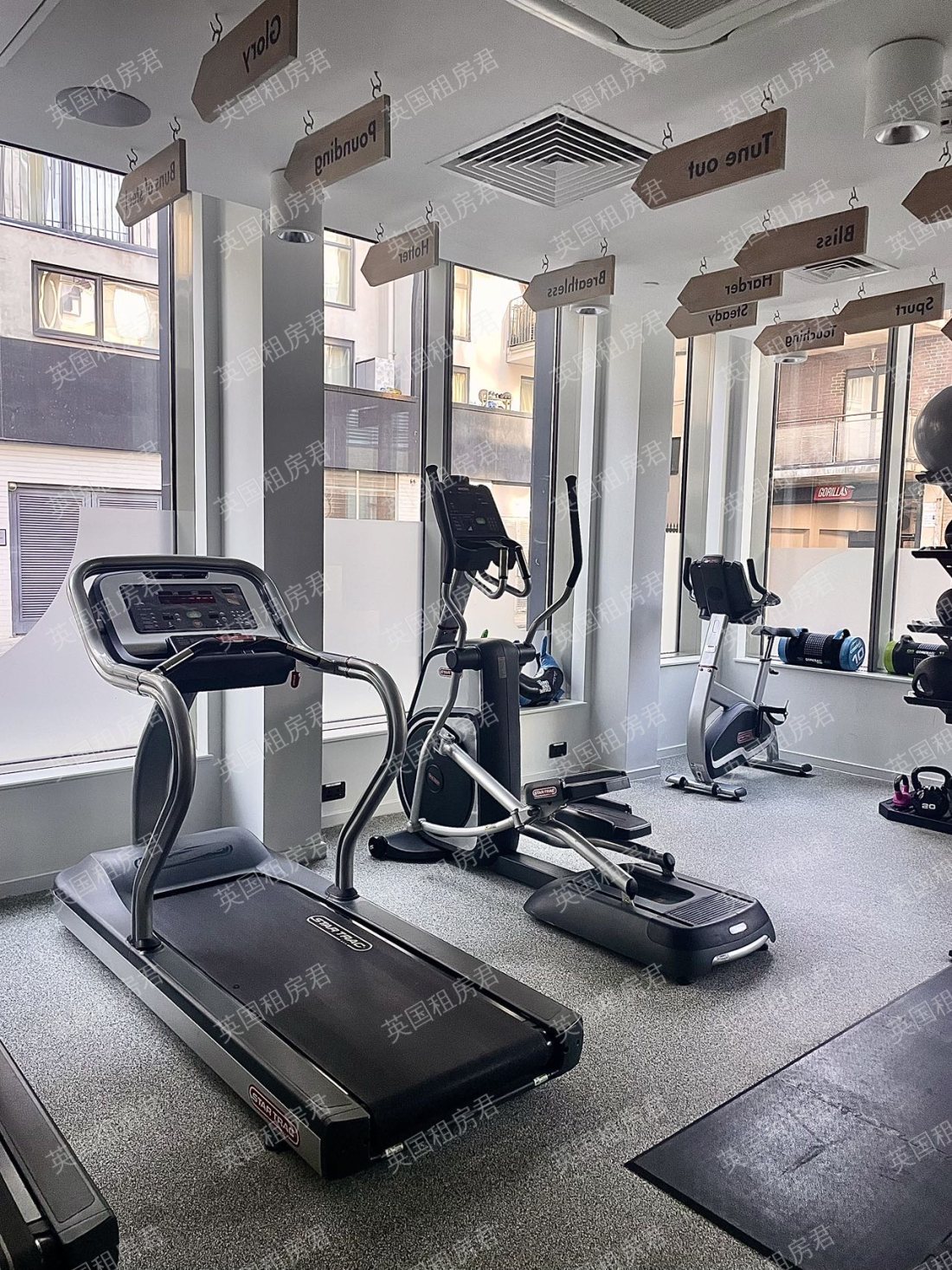 Flora building公寓