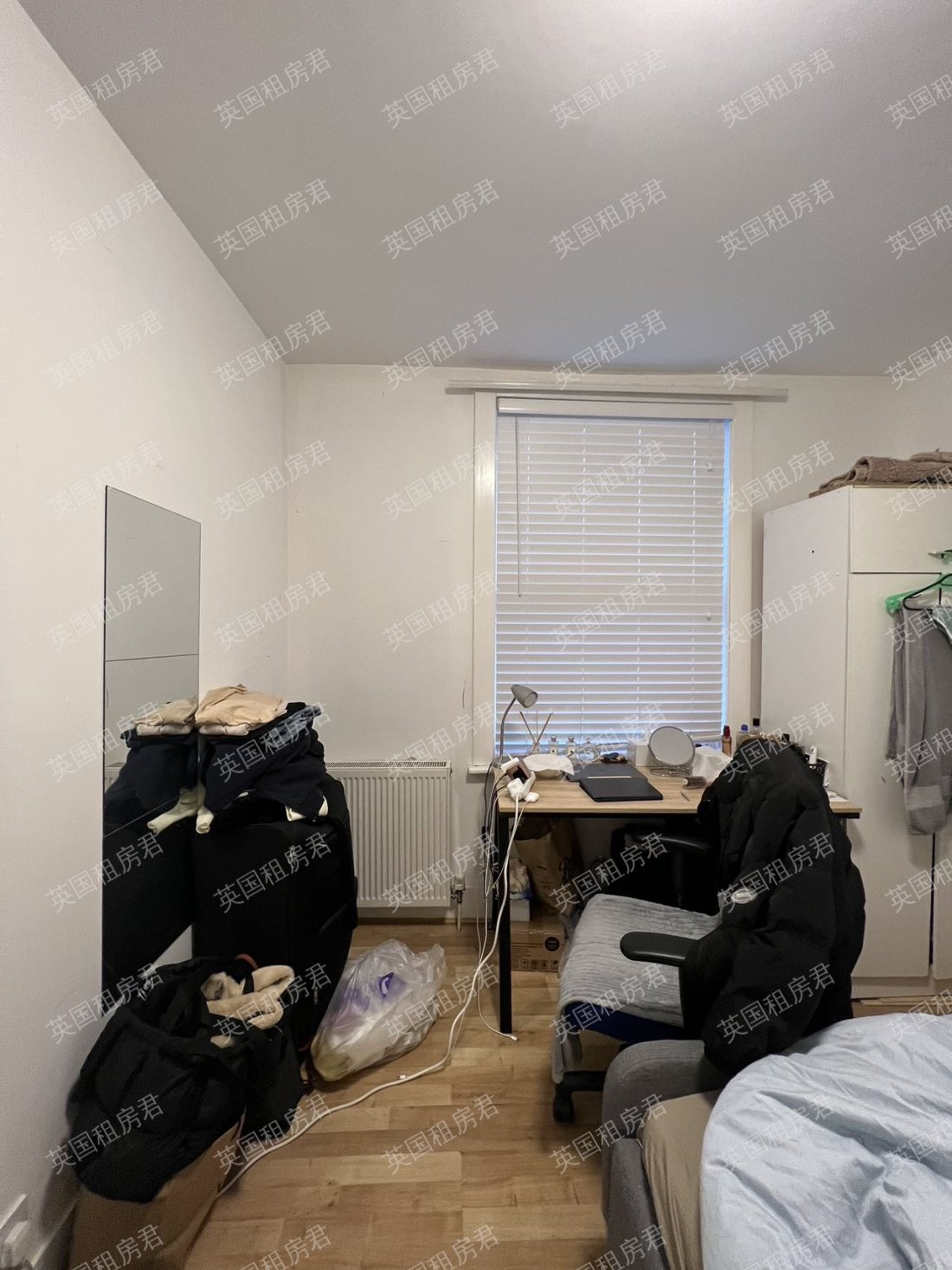 12 CLARENDON ROAD公寓