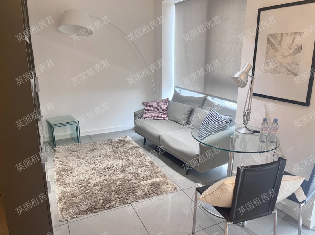 The Triton Building公寓