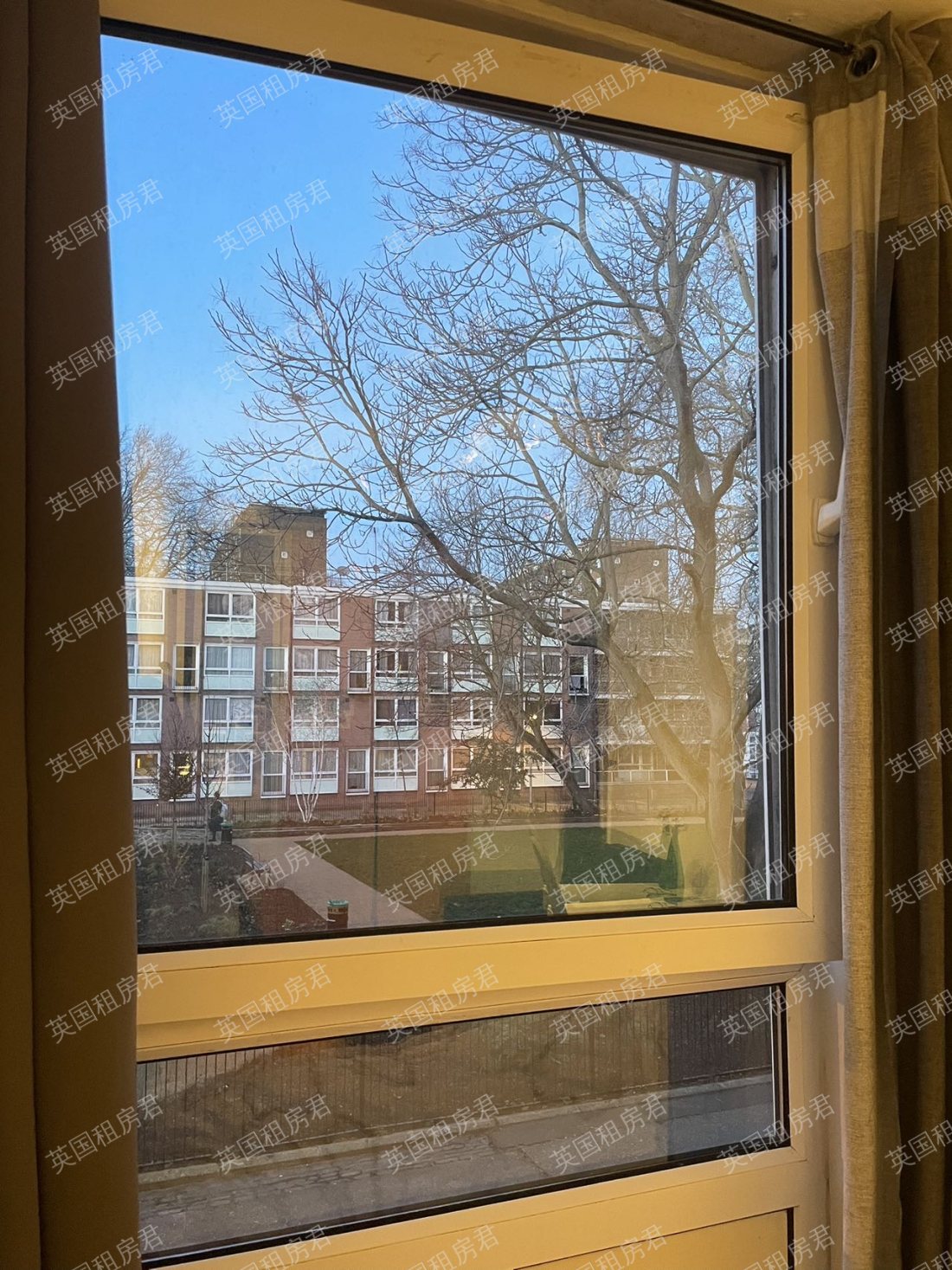 Clarence Gardens公寓