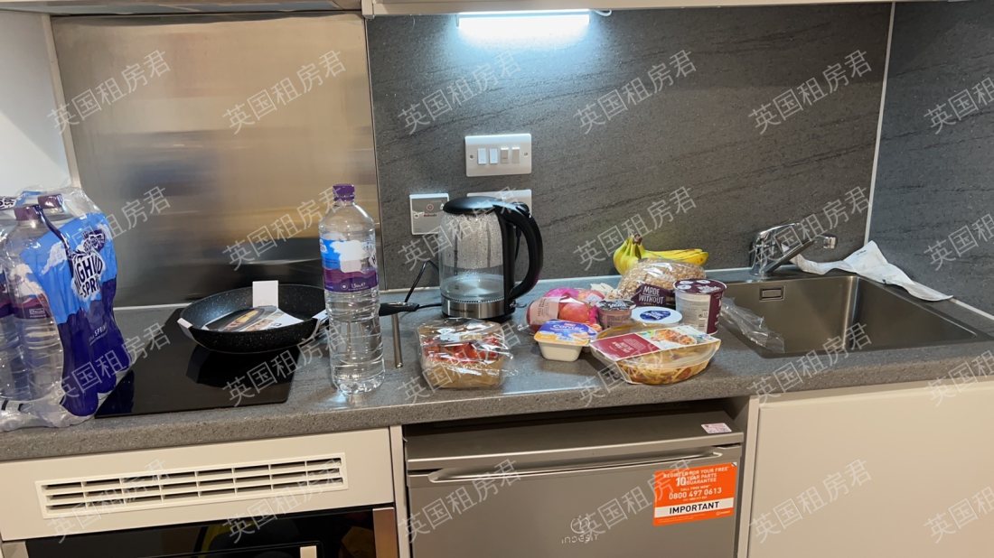 Straits Village公寓