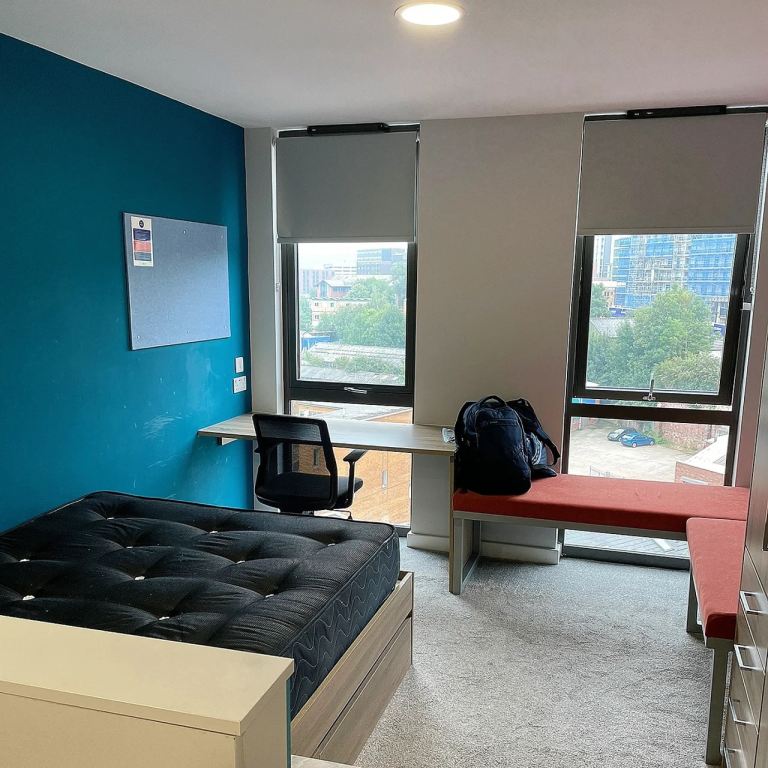 rooms picture