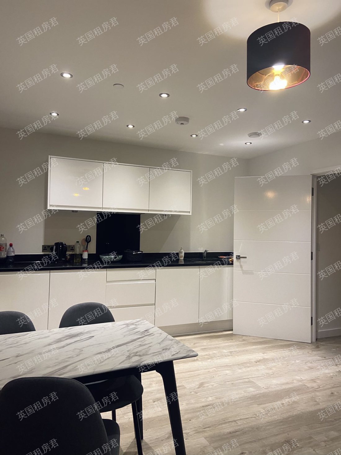 Viscount House公寓