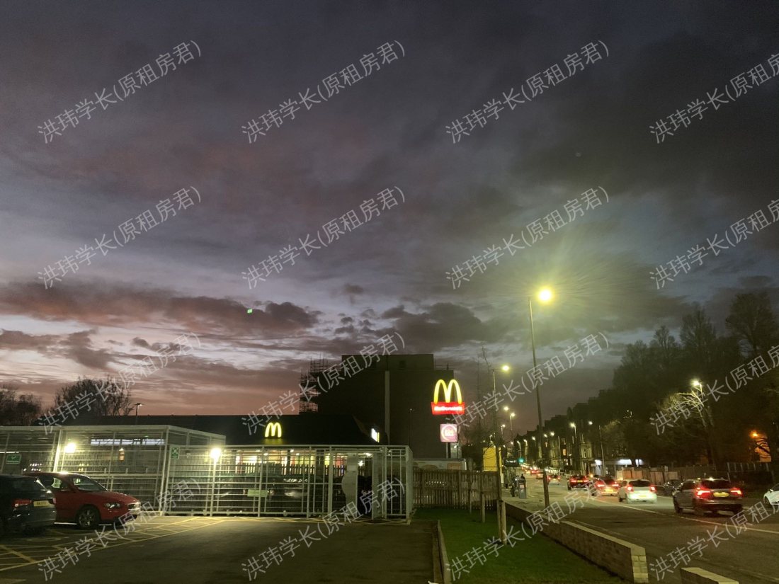 Straits Meadow公寓