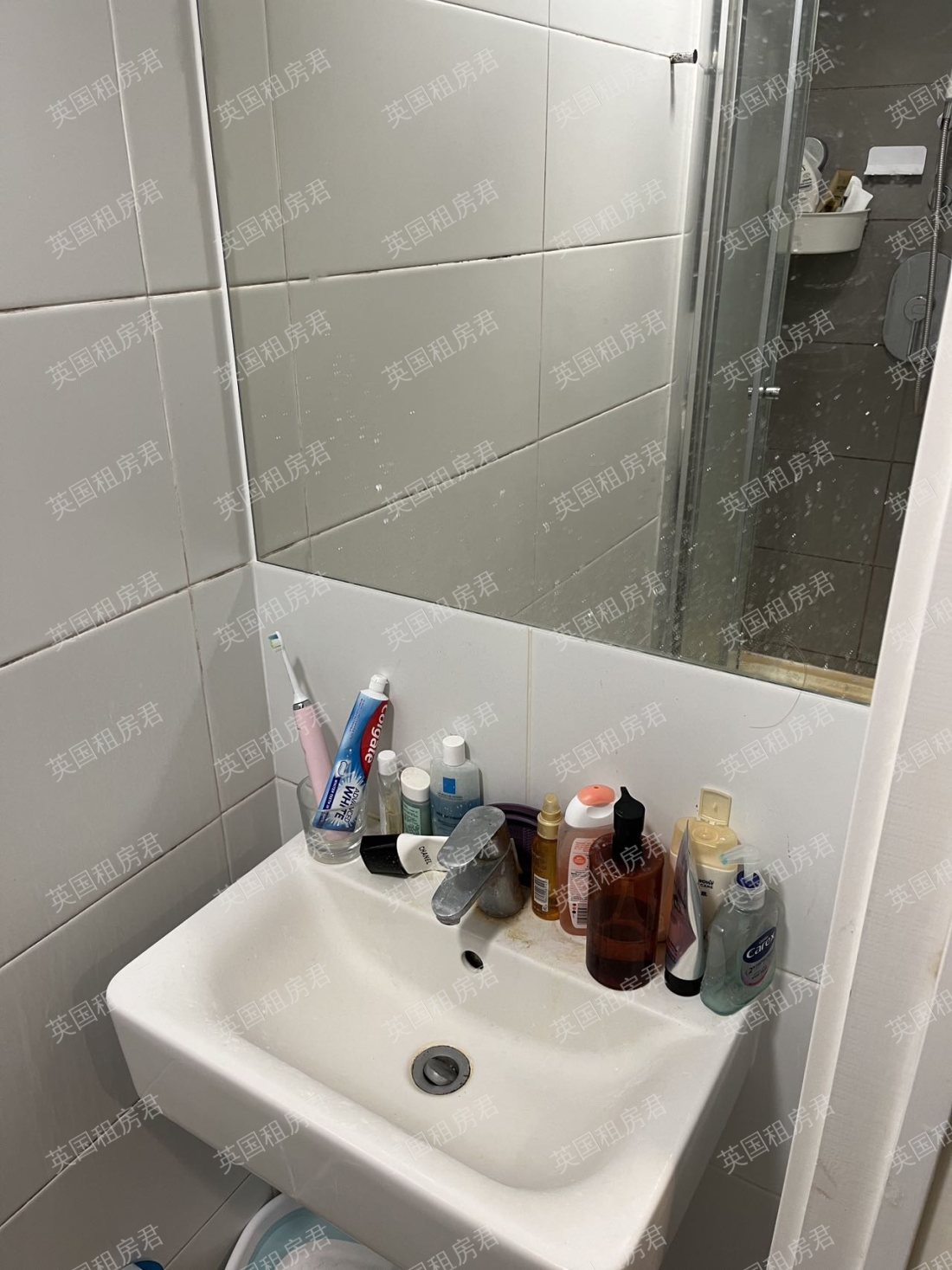 iQ Paris Gardens公寓