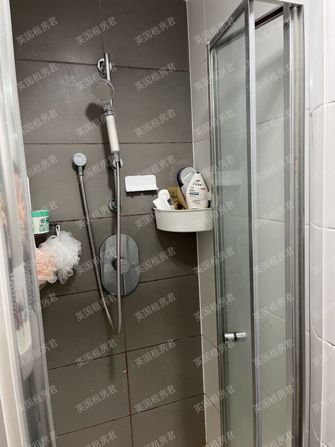 iQ Paris Gardens公寓