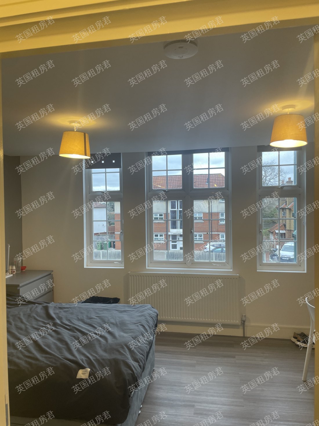1A  Grand Parade, 380-382 Ewell Road, KT6 7BE公寓