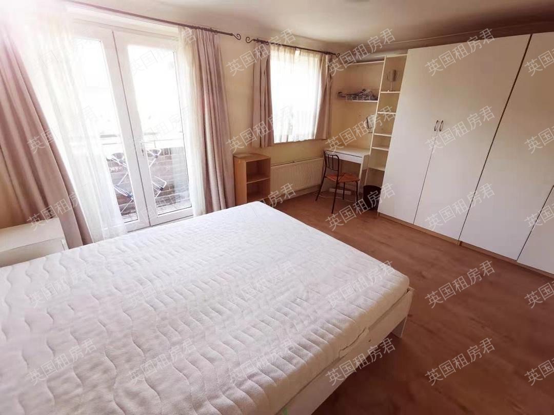 42 schooner close公寓