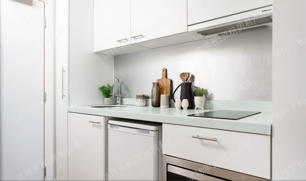 Brightwater Heights公寓