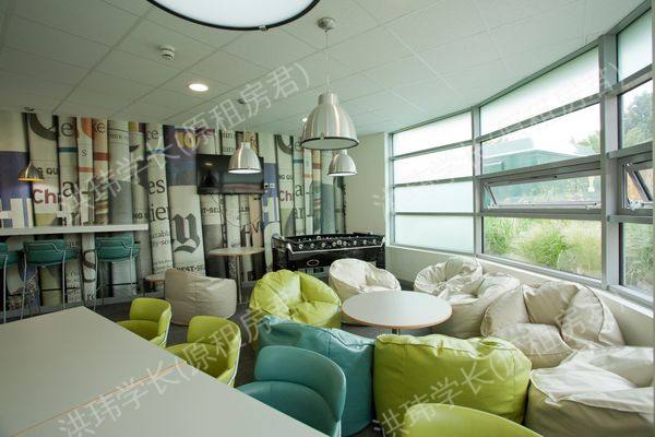 Edge Apartments公寓