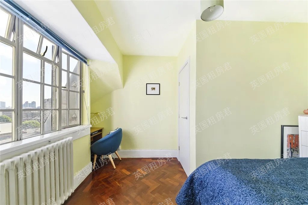 Russell Court, Woburn Place公寓