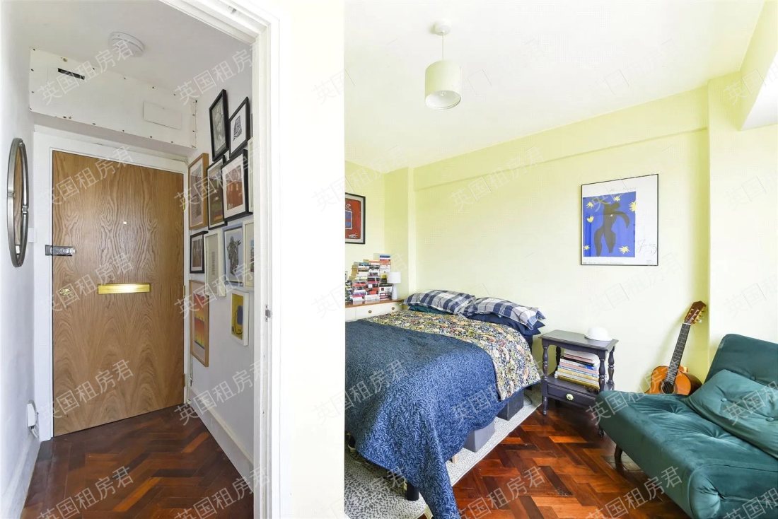 Russell Court, Woburn Place公寓