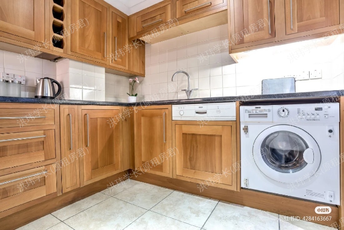 Imperial Courts公寓