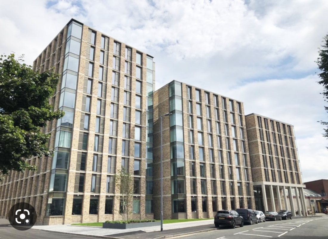 Burlington Square Apartments公寓