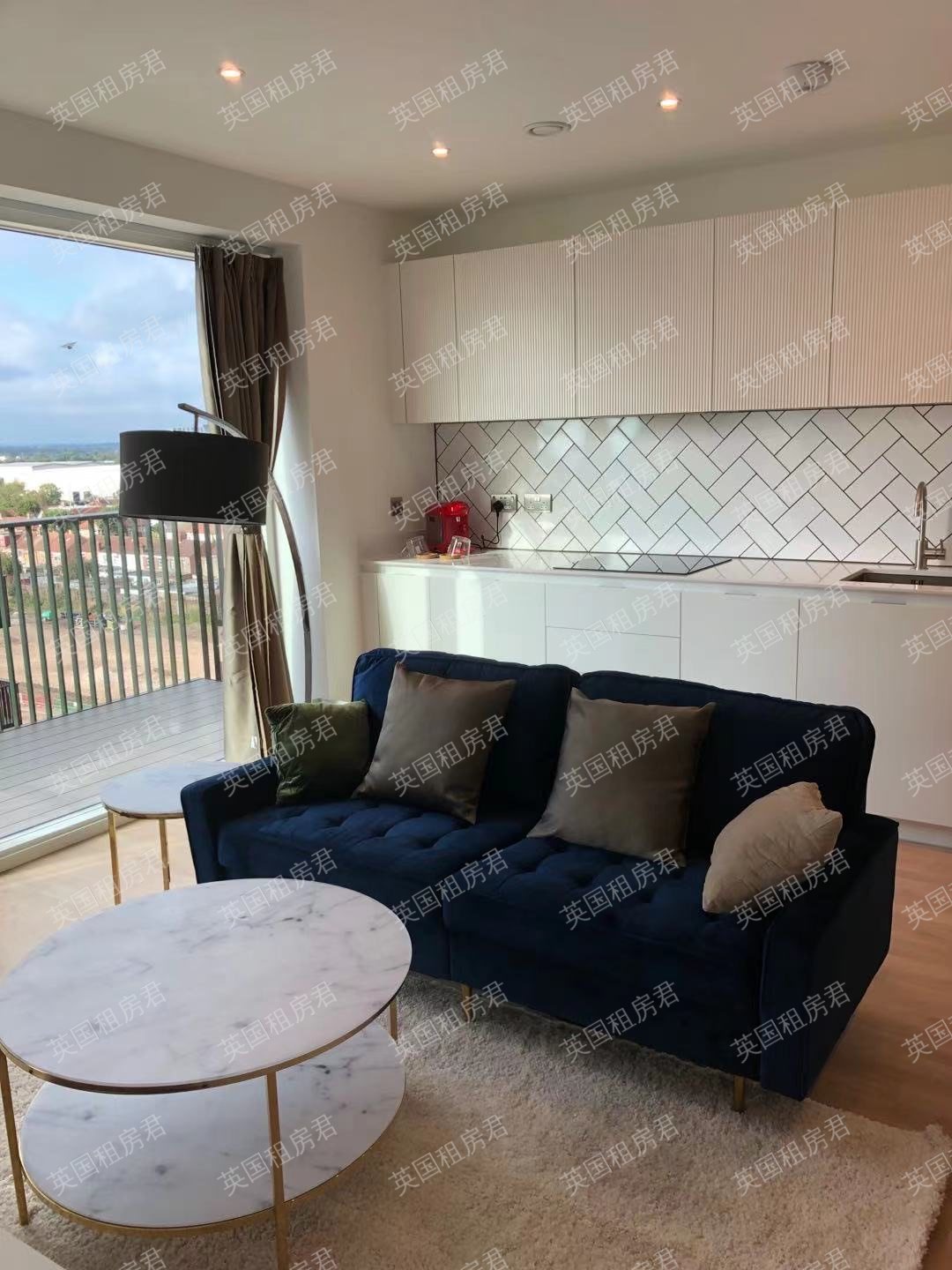 Apartment 56 4 Greenleaf Walk Southhall UB1 1FQ公寓