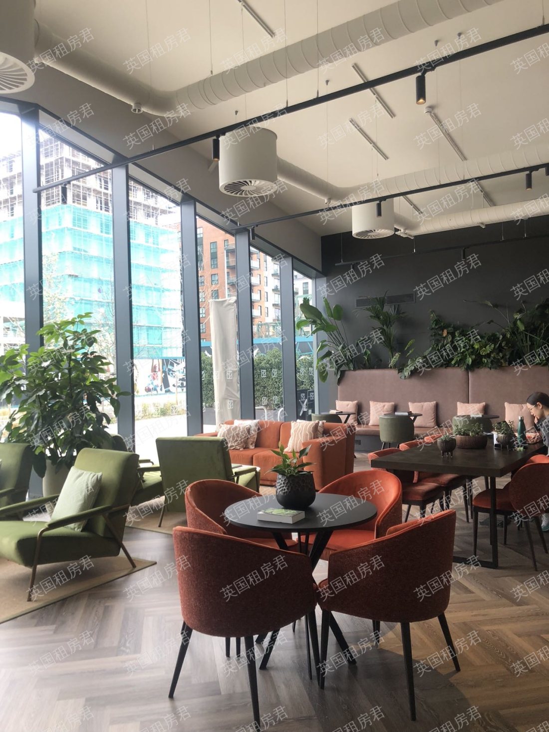 Apartment 56 4 Greenleaf Walk Southhall UB1 1FQ公寓