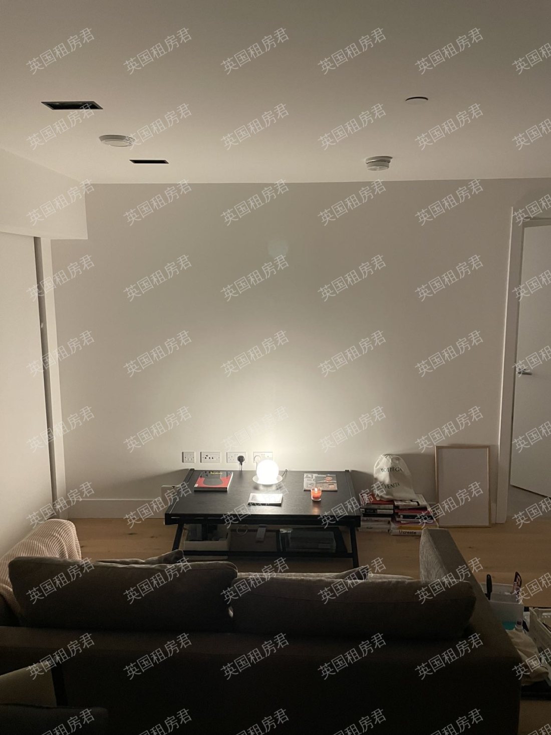 Exchange Gardens公寓