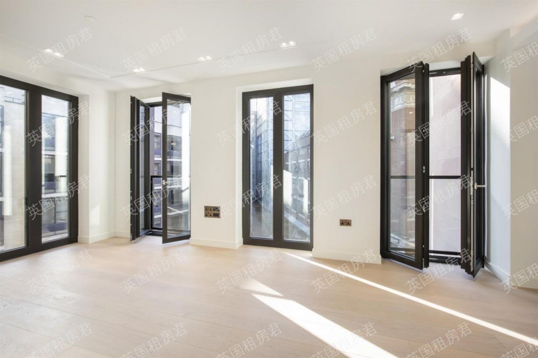 Lincoln Square公寓