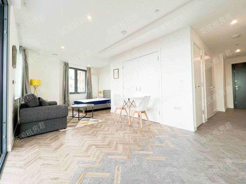 Skyline Apartments 公寓