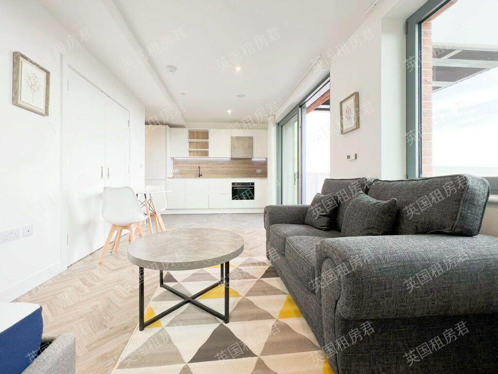 Skyline Apartments 公寓