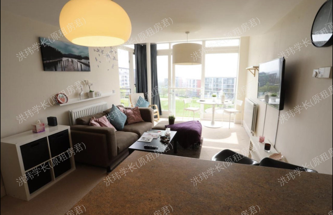 Park Central, 26 Longleat Avenue公寓