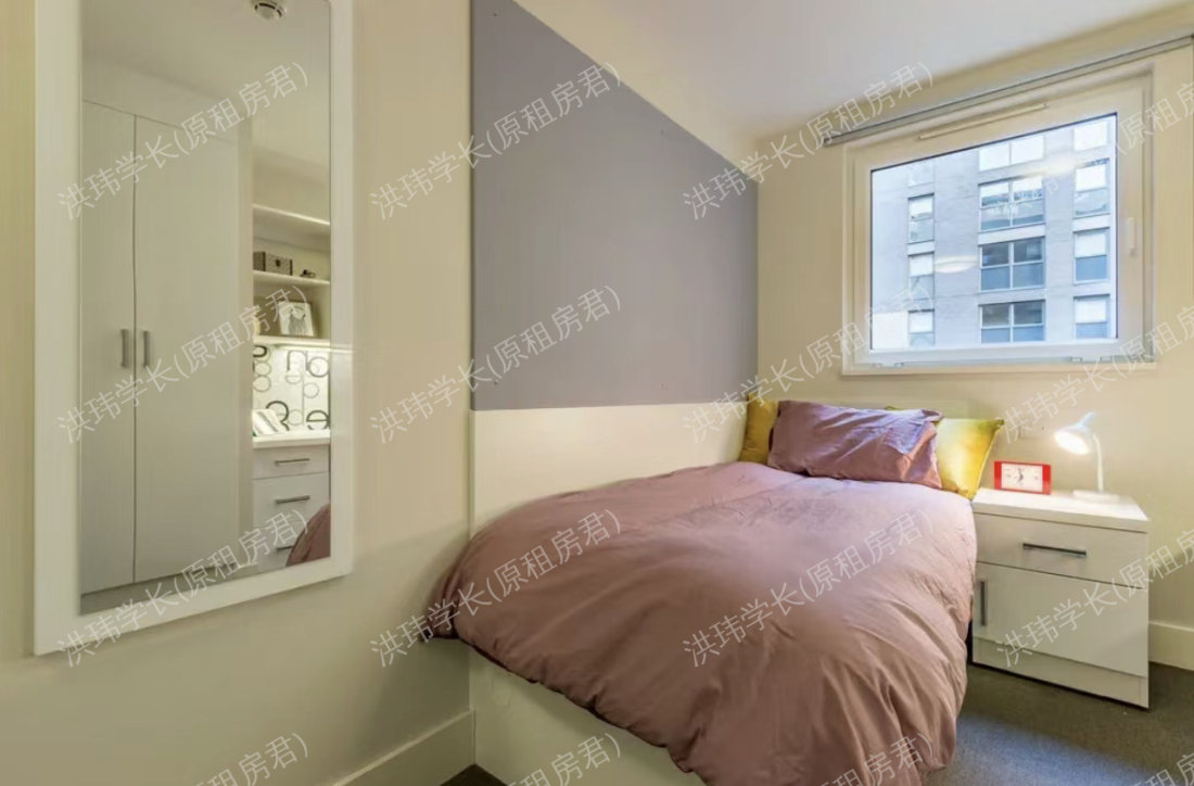 The costume store公寓