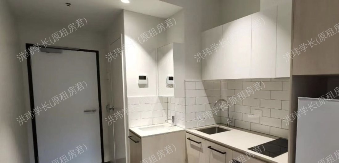 Y Suites on Gibbons公寓