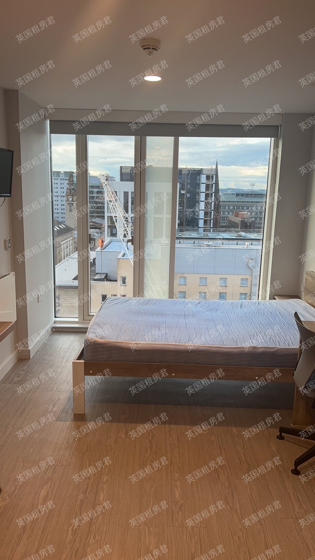 iQ Elgin Place公寓