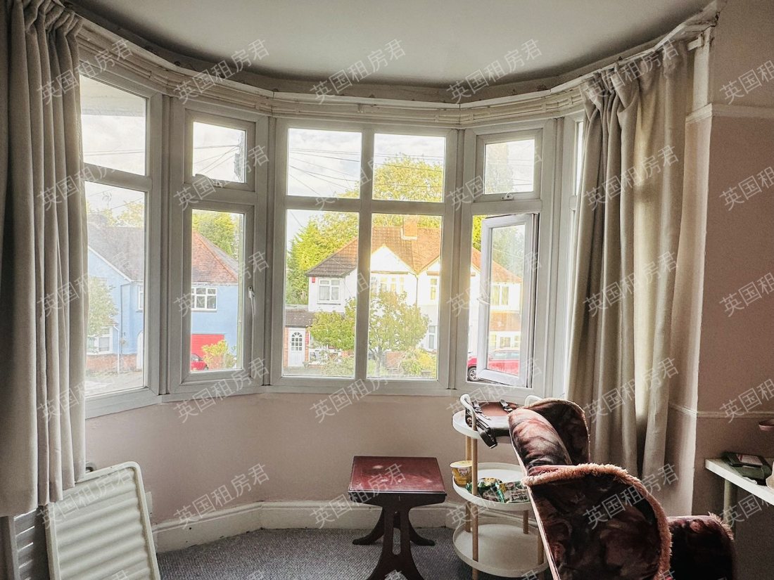 26 Langleys Road公寓