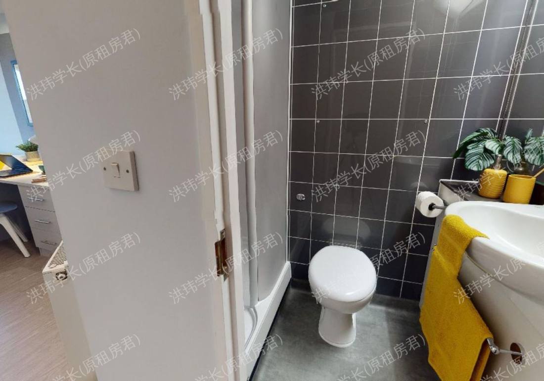 iQ Broderick House公寓