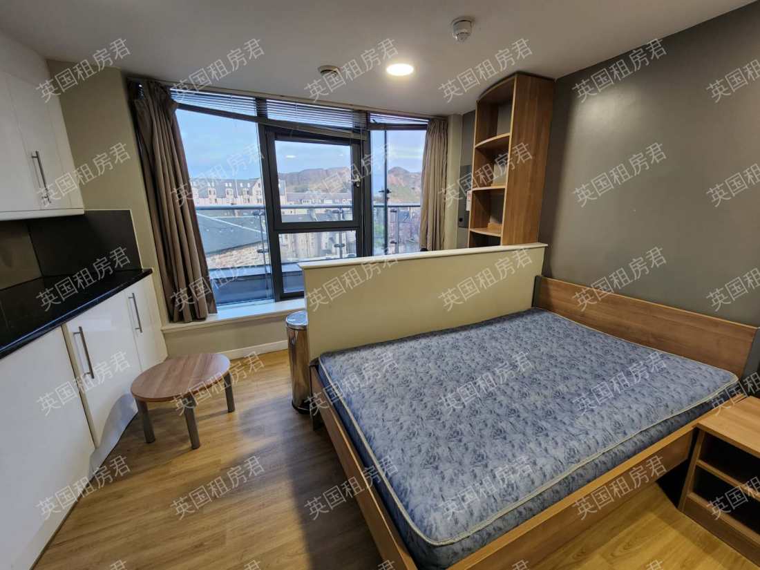 Lady Nicolson Court  公寓