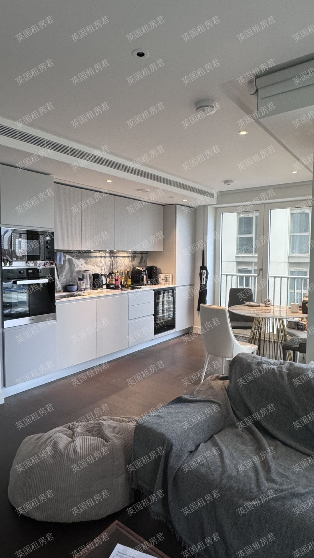 Belvedere White City 公寓