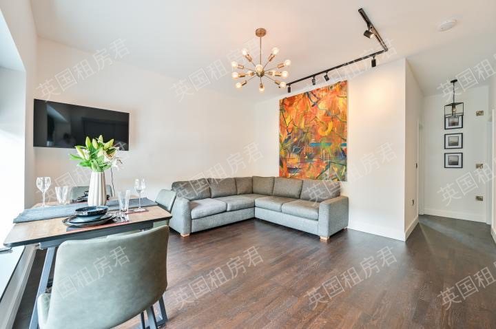 11 Russell Place公寓